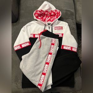 Our Universe, Marvel Logo, zip up hoodie unisex S, hard to find